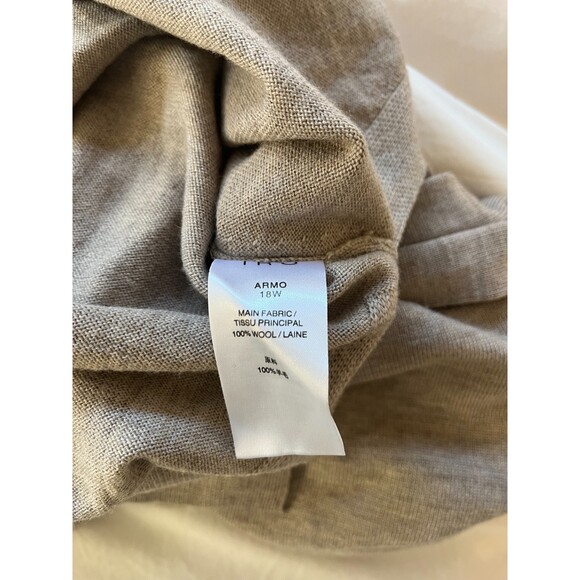 Women's Iro Turtleneck Longsleeve Sweater 100% Wool Beige Tan Size Medium - Picture 6 of 7